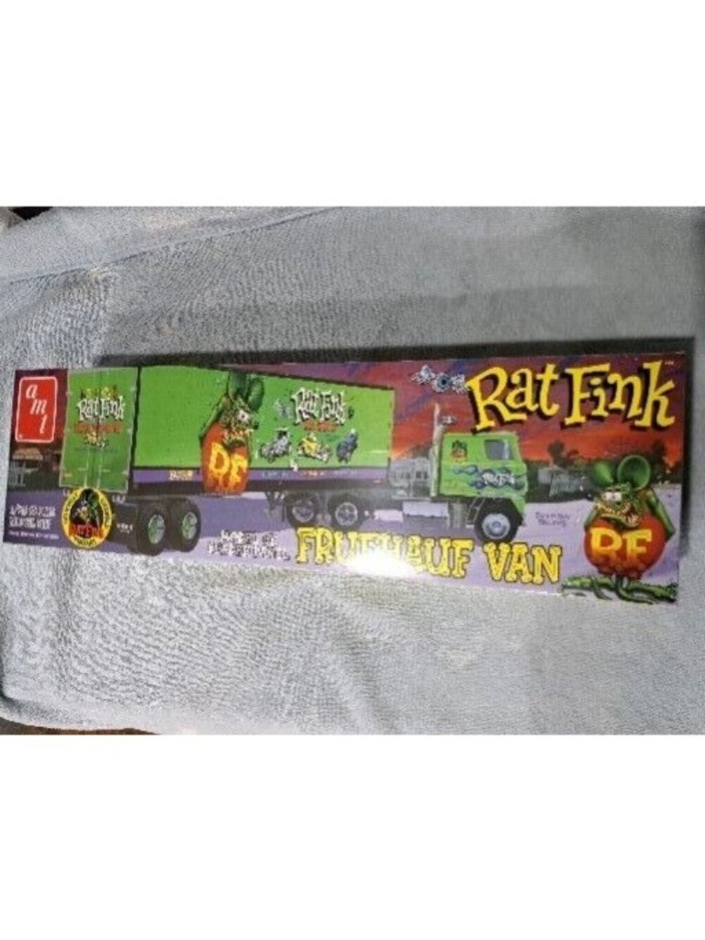 AMT Rat Fink Truck Model Kit - AMT1292 New Sealed Box